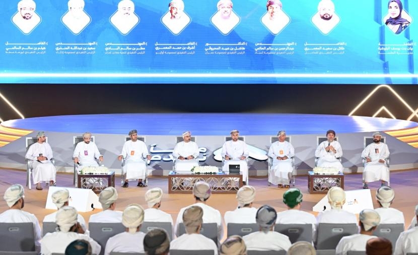 السيد ذي يزن: الحكومة حريصة على تعزيز الحوار مع المواطن حول مختلف القرارات