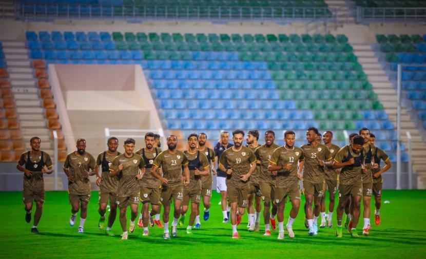 منتخبنا الوطني يصل سول.. ويبدأ أولى الحصص التدريبية تأهبًا لمواجهة كوريا