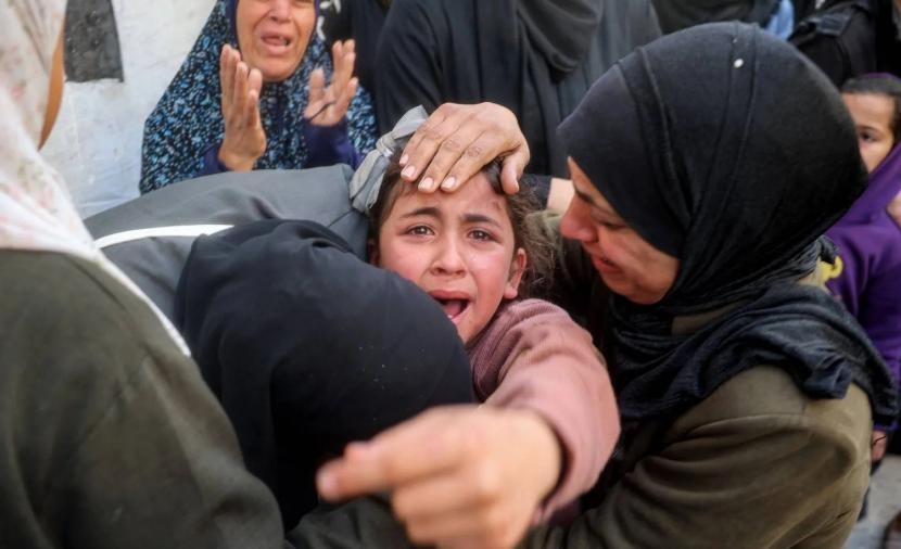 إسرائيل المسعورة.. 50 ألف شهيد في غزة.. ودماء الفلسطينيين لاتزال تسيل
