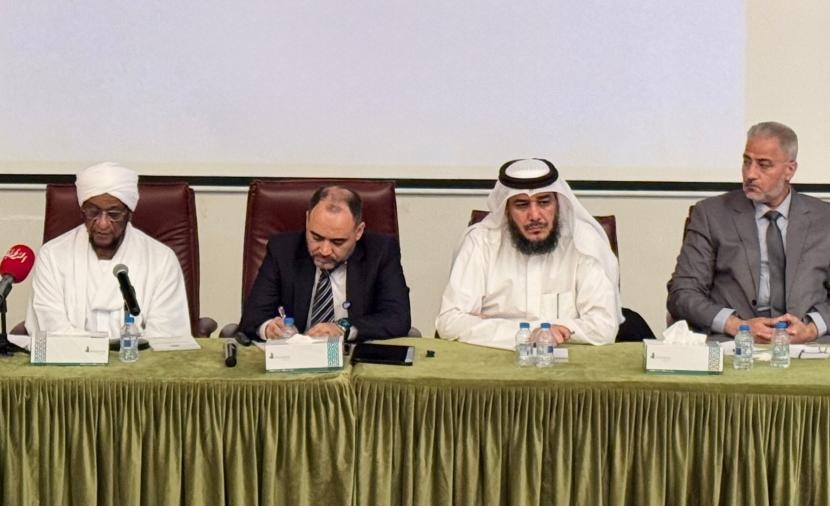 "العز الإسلامي" يشارك في ندوة حول "تحديات الصيرفة الإسلامية في عمان"
