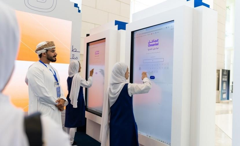 شراكة إستراتيجية لتعزيز التعليم الرقمي بين "التربية" و"عُمانتل"