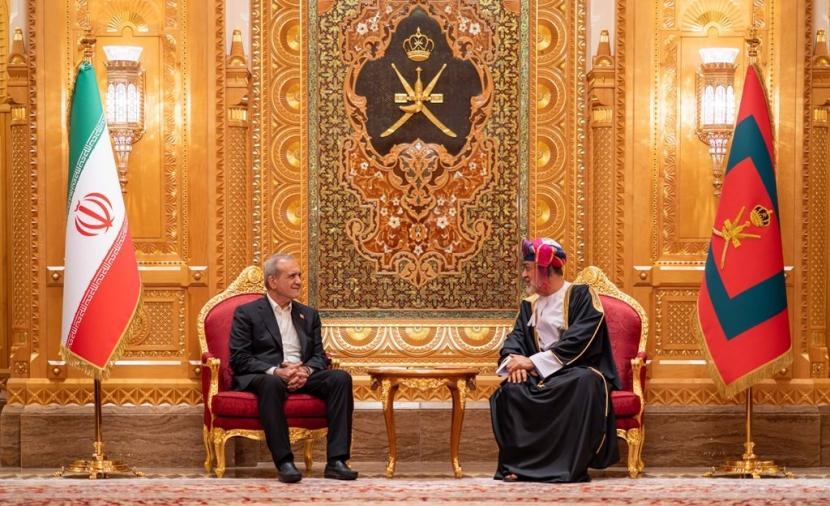 بالصور.. جلالة السلطان والرئيس الإيراني يعقدان جلسة مباحثات رسمية تستعرض عُمق العلاقة التاريخية