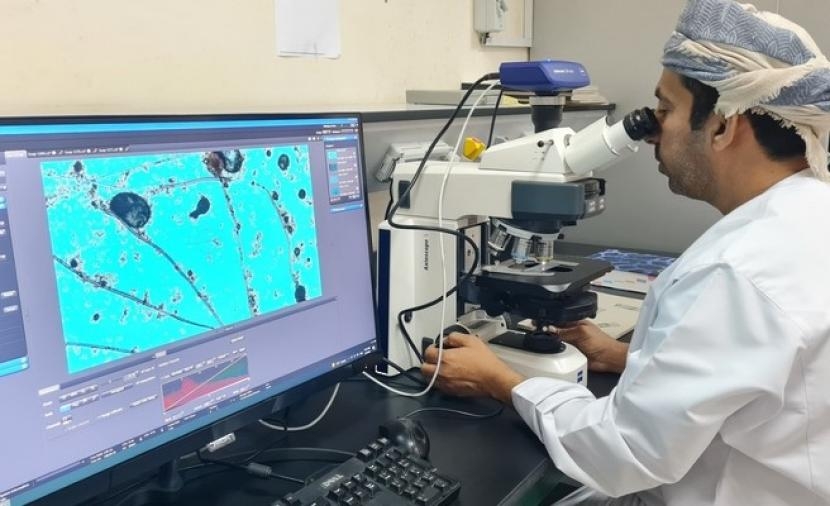 فريق بحثي بجامعة نزوى ينجح في اكتشاف علمي جديد