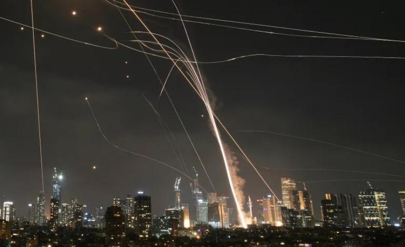 فخ المفاوضات النووية يعزز الاستراتيجيات الإسرائيلية الخبيثة لإشعال المنطقة.. وقوّة الرد الإيراني تُفشل مساعي تل أبيب لإسقاط النظام