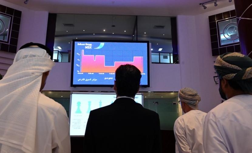 المستثمرون الأفراد يتجهون إلى البيع بعد تحسن أسعار الأسهم ببورصة مسقط
