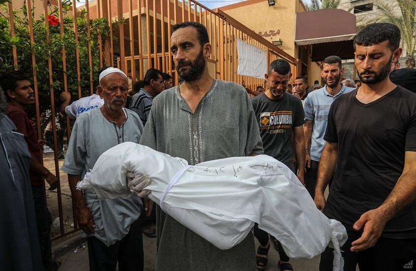 60 قتيلا في غارات إسرائيلية على قطاع غزة وتحذيرات دولية من انهيار صحي وشيك