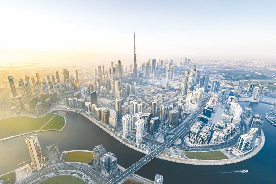 'أراضي دبي' تنجز 24 مشروعاً عقارياً بقيمة 4.5 مليار درهم في النصف الأول