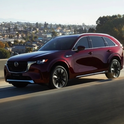 مازدا CX-90 موديل 2025.. فخامة يابانية بثلاثة صفوف وأداء متوازن