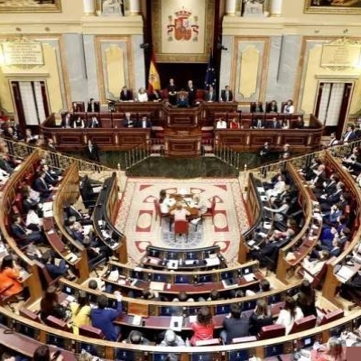 البرلمان الإسباني يصوت لصالح قانون حظر بيع الأسلحة لإسرائيل