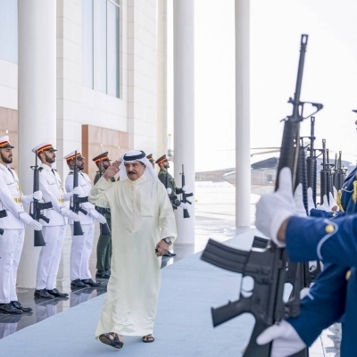 الملك يعود إلى أرض الوطن بعد زيارة لكل من السعودية والمملكة المتحدة والإمارات