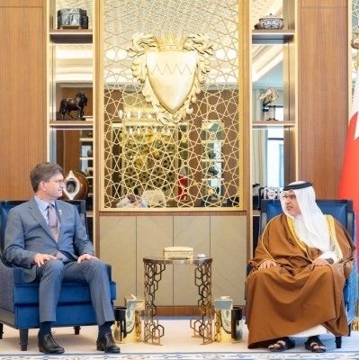 ولي العهد رئيس الوزراء: حل الأزمات عبر الحوار وضرورة مواصلة المفاوضات النووية الأمريكية الإيرانية