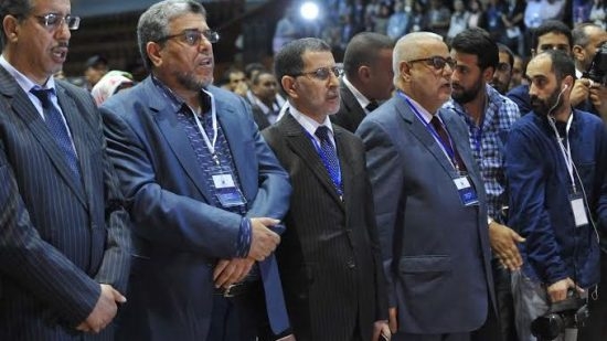 مقرب من الرميد يستغرب إقحام اسمه بخصوص حضور مؤتمر "البيجيدي"