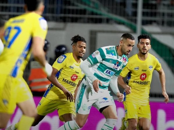 البطولة... الرجاء البيضاوي يواصل نتائجه الإيجابية مرتقيا إلى المركز السابع بانتصاره على شباب السوالم