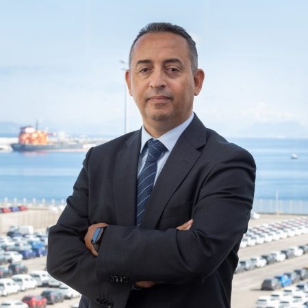 المدير العام لميناء طنجة المتوسط يطلق شركة للعمل في إسبانيا لتقديم الخدمات المينائية!