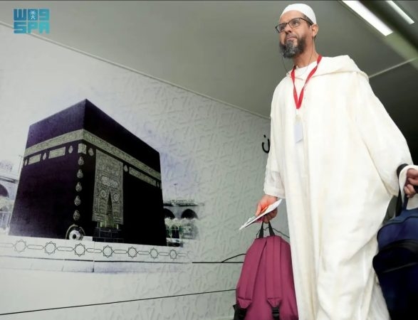 مغادرة أولى رحلات المستفيدين من مبادرة "طريق مكة" من المغرب