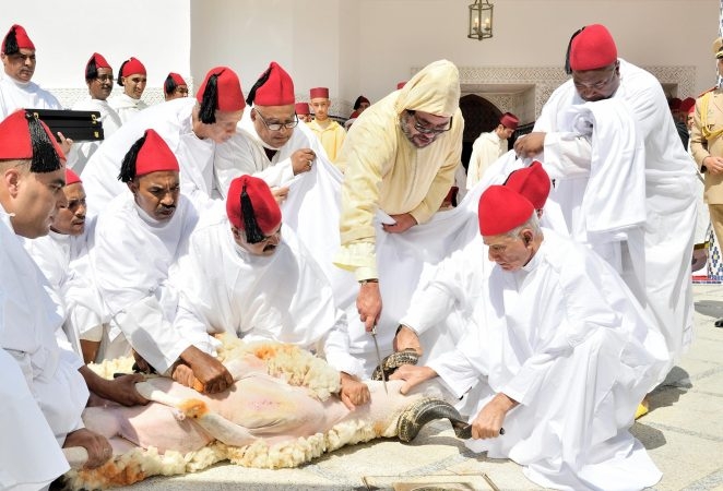 الملك محمد السادس يؤدي صلاة عيد الأضحى غدا السبت بمسجد الحسن الثاني بمدينة تطوان