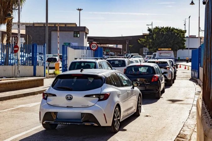 دعوات عاجلة بمليلية المحتلة لفتح معابر جديدة بين المغرب وإنهاء شلل الحدود