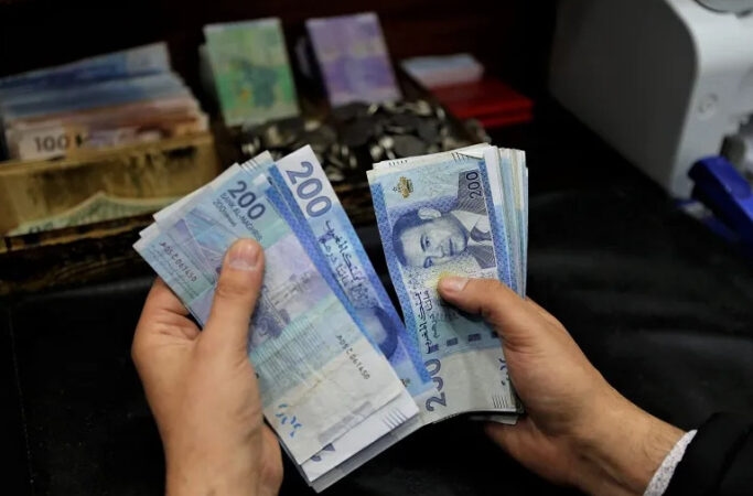 تقرير يكشف هيمنة القروض الممنوحة للأسر داخل القطاع البنكي