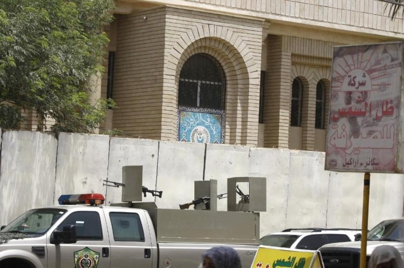 فوكس نيوز: بنك حكومي عراقي متهم بمعالجة مدفوعات للحوثيين في اليمن