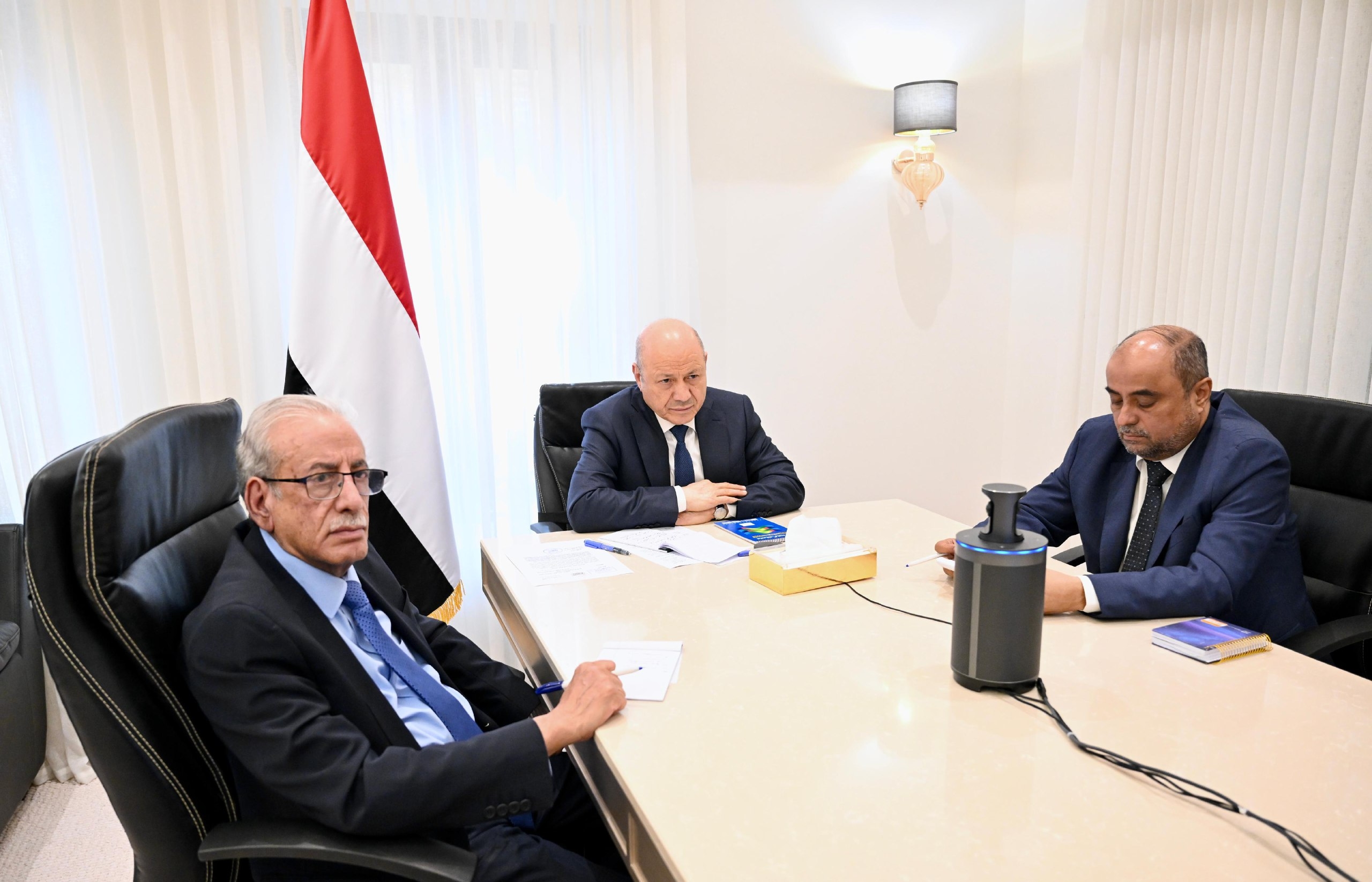 انذار عاجل من الانتقالي للعليمي والحكومة