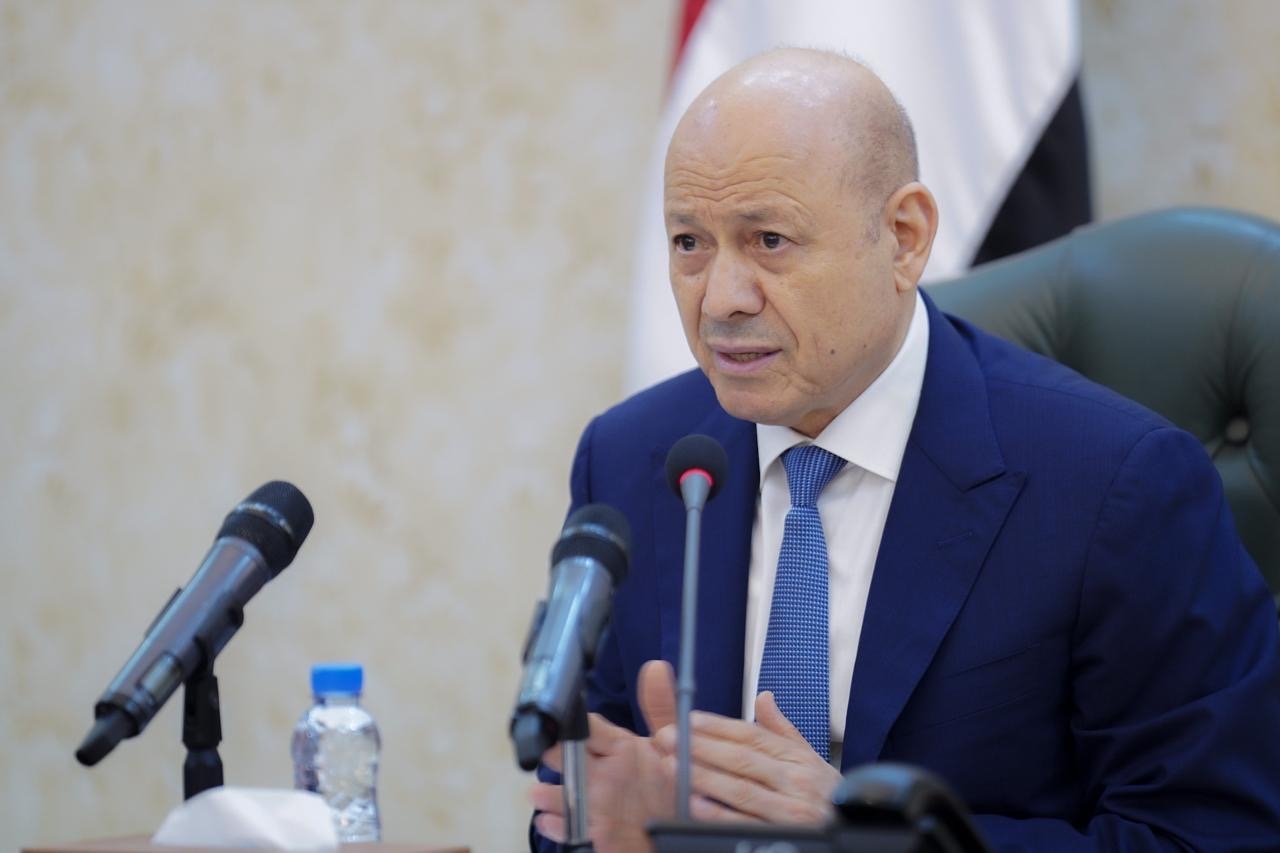 سقوط "الشرعية" في مستنقع ايران !