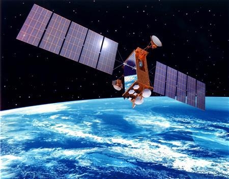 PM says gov't prioritizes space technology, satellite manufacturing