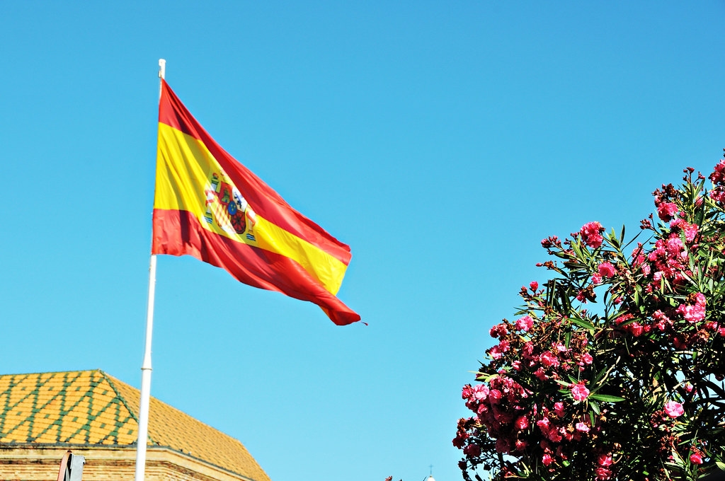 FM praises distinguished relations with Spain
