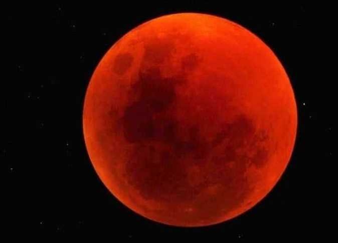 Ramadan skies light up: Crescent moon, eclipse, and planetary views