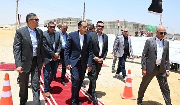 PM inspects Sheikh Zayed expansion works in Giza