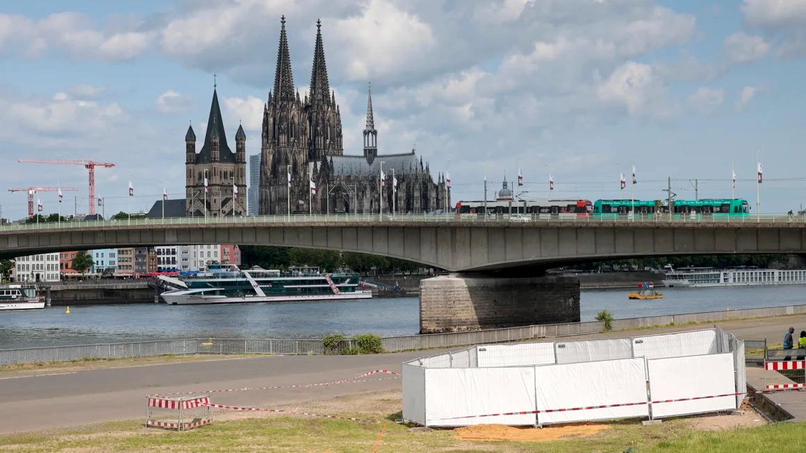Cologne evacuates 20,000 people after three World War II bombs discovered