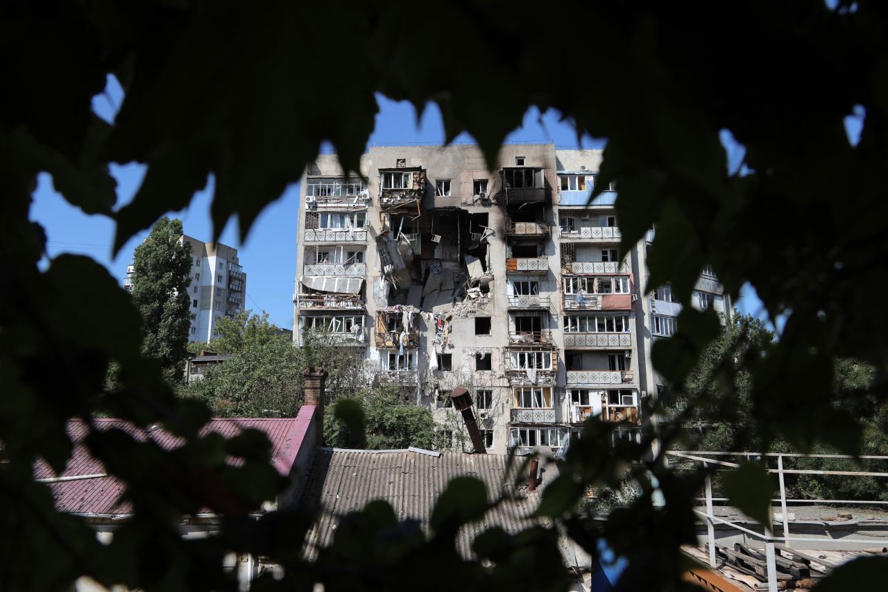 Analysis: A peace deal rather than a ceasefire plays right into Putin's hands