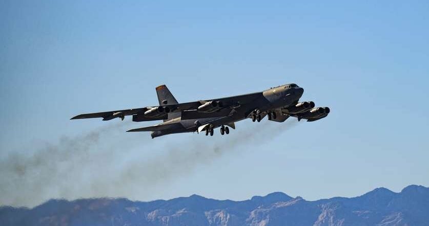 Video: Pilot makes ‘aggressive maneuver' to avoid B-52 bomber collision: Report