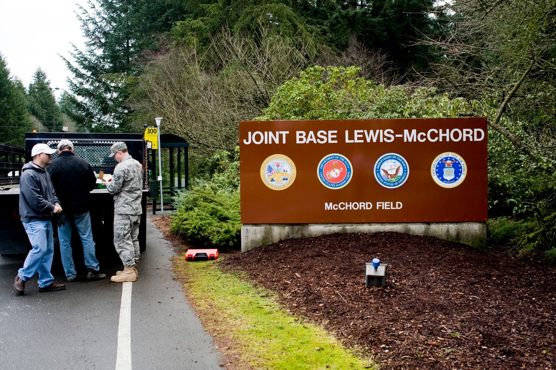 Pics: US vets arrested, charged for secret arsenal with Nazi memorabilia after ‘violent robbery'