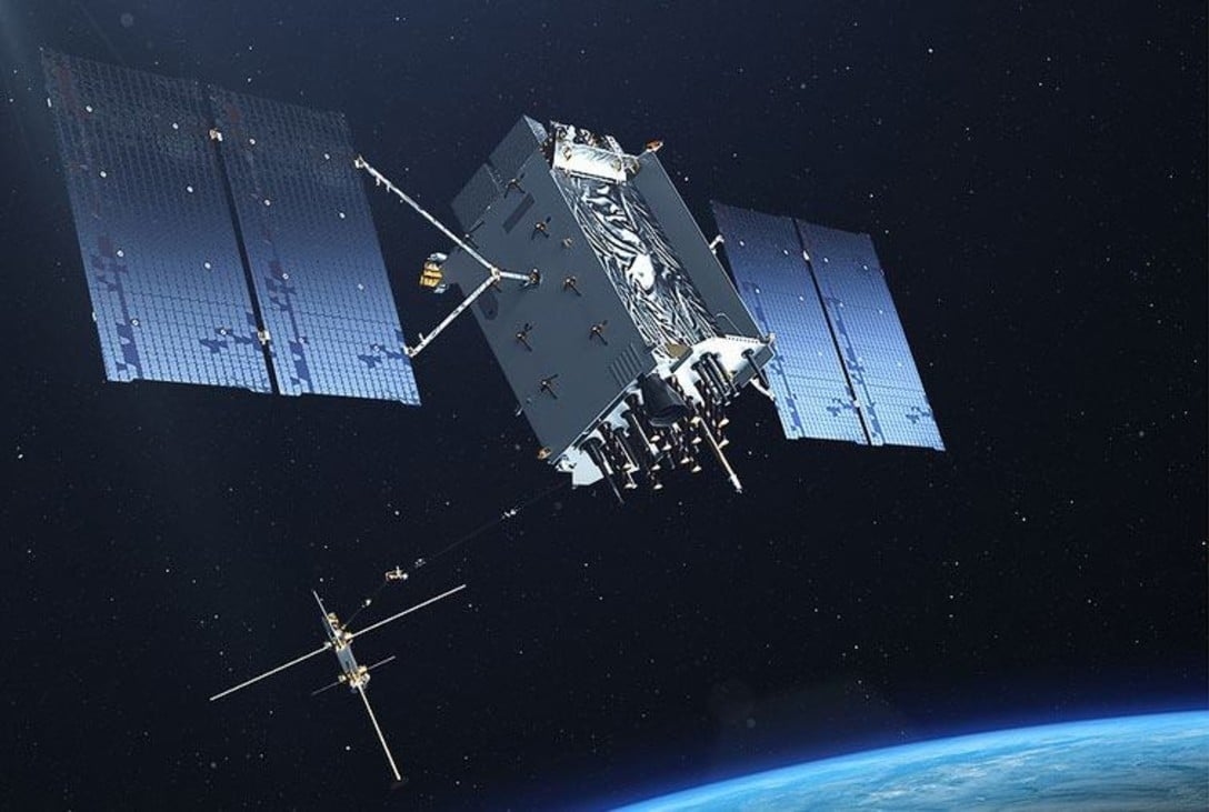 US military reverses end to satellite weather sharing program