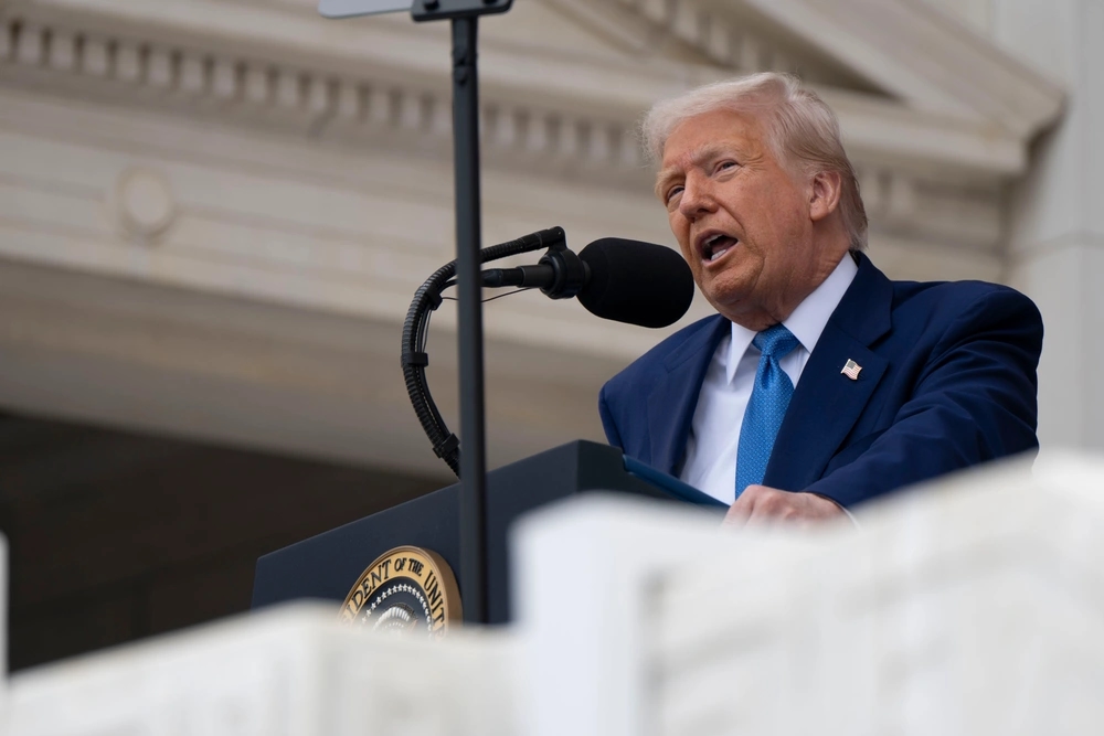 Video/Pics: Trump's mysterious swelling, bruises revealed by White House