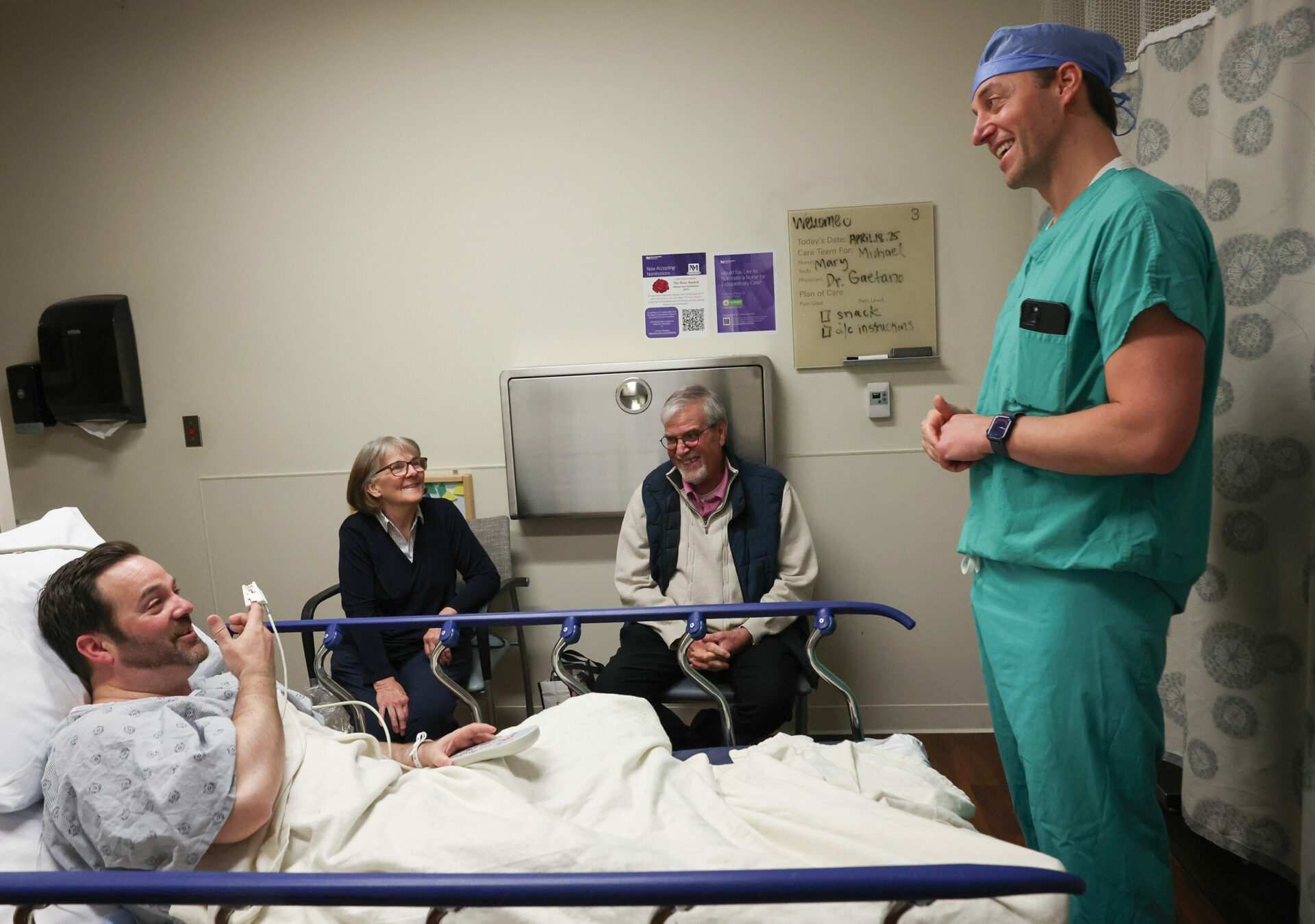 Diagnosed with colorectal cancer at age 44, a reporter shared his battle with viewers. Now, he's at a turning point