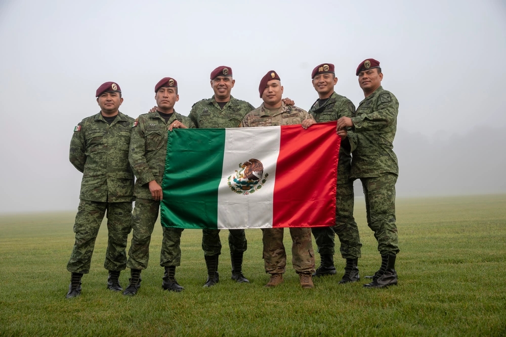 7,000+ military, security troops deployed to protect top Mexican vacation spots