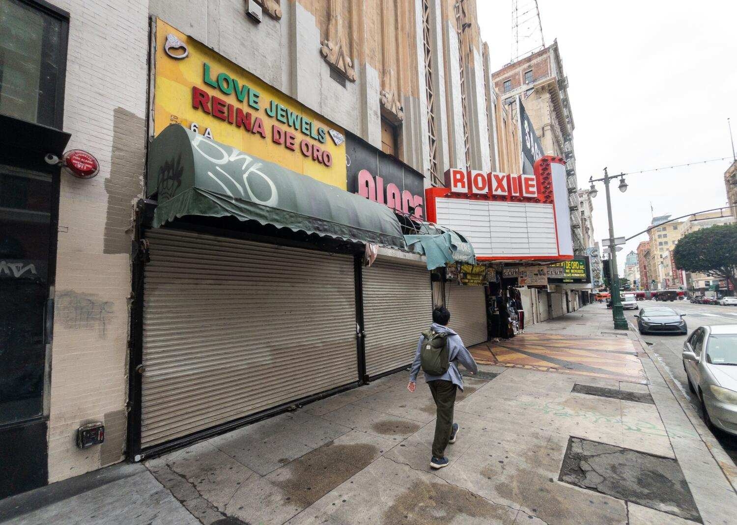 In cinema-style heist, tunneling thieves steal millions in gold, jewels from downtown LA
