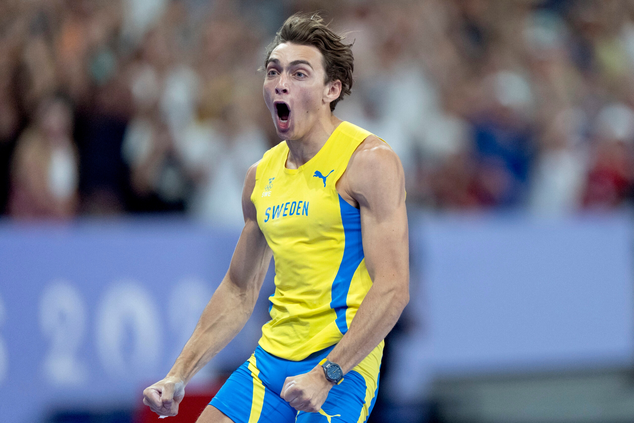 Duplantis raises his pole vault world record to 6.28 meters in front of home fans in Sweden