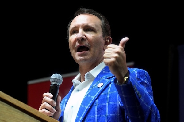Jim Beam column:Landry threats get bill passed