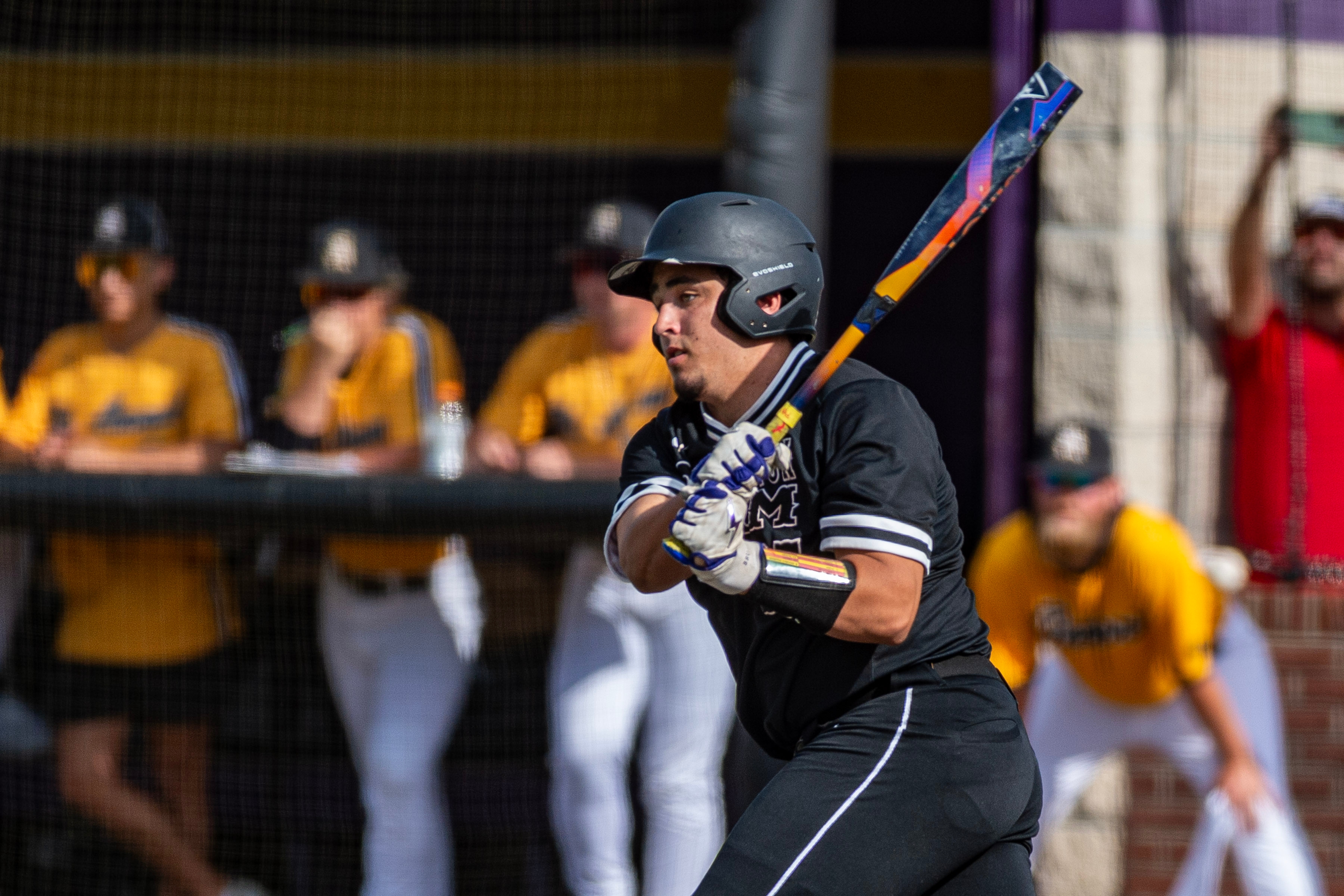 Bultron, Peshoff homer, Broncos take game one from Bucs