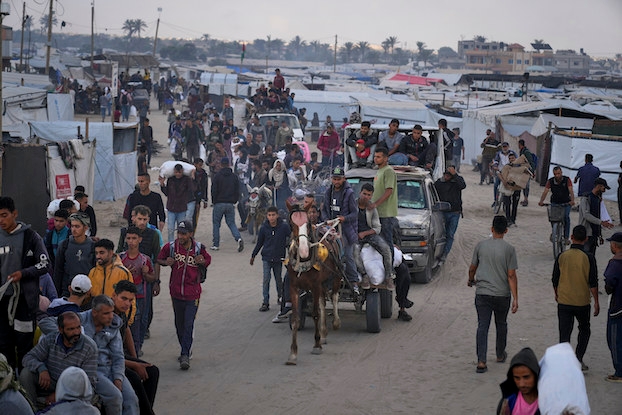 Gaza officials say Israeli forces killed 27 heading to aid site
