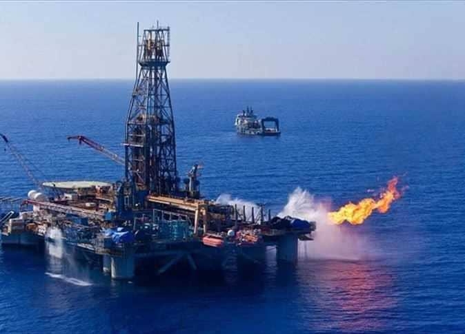 العراق يوفر 17 مليار دولار من تقليص حرق الغاز