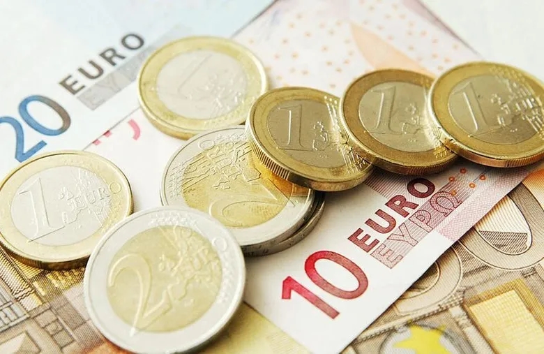 سعر اليورو أمام الجنيه اليوم الجمعة 18-7-2025