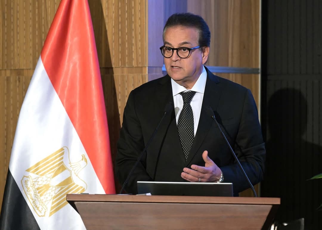 وزير الصحة يتابع جهود هيئة الدواء في توافر الأدوية بالسوق المحلية