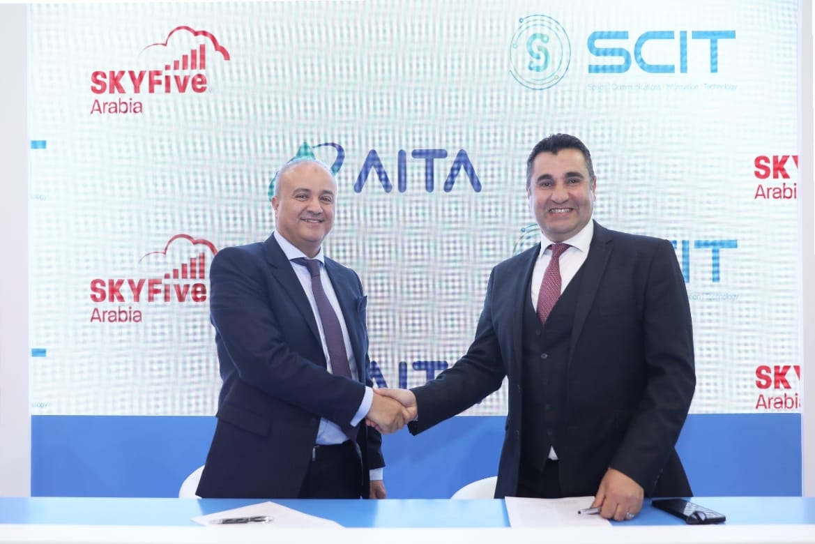 باستثمارات 10 ملايين دولار.. «AITA» تتعاون مع «Arabia SKYFive» لتقديم خدمات الاتصال للطائرات