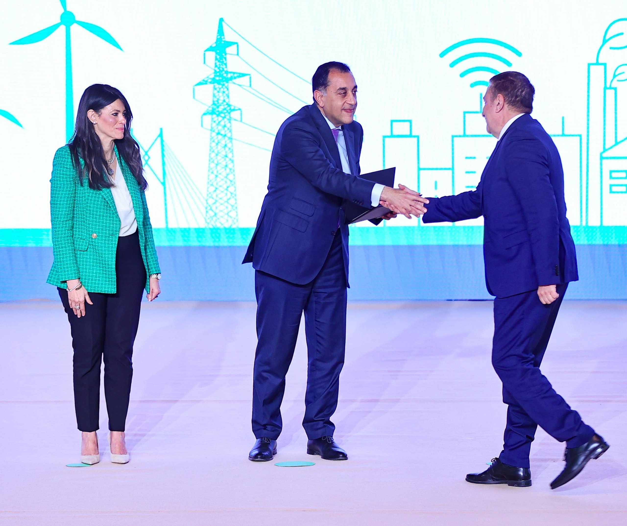 التخطيط: 18 مشروعًا فائزًا ضمن الدورة الثالثة من المبادرة الوطنية للمشروعات الخضراء الذكية