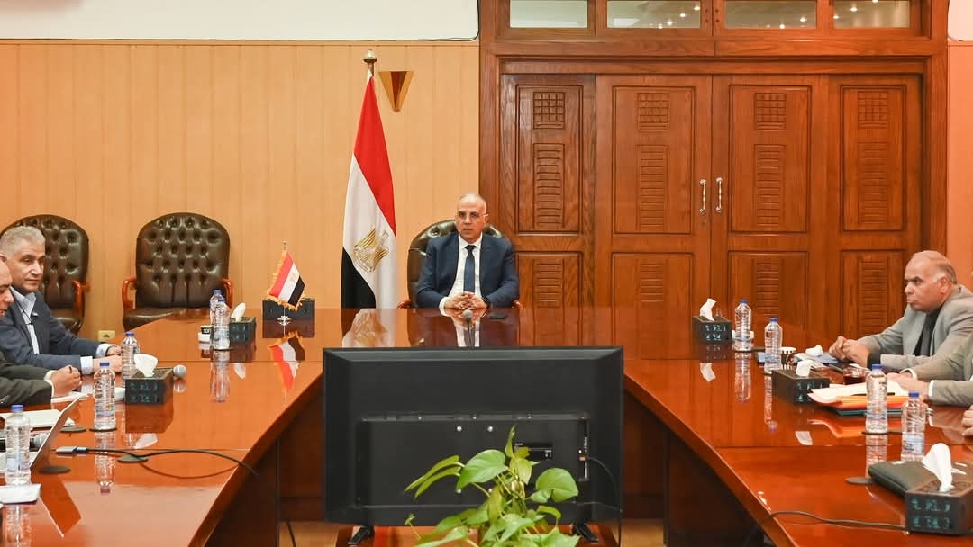 وزير الري يبحث مقترح لتنفيذ مشروع رقمنة المساقي الخصوصية بالتنسيق مع وزارة الزراعة