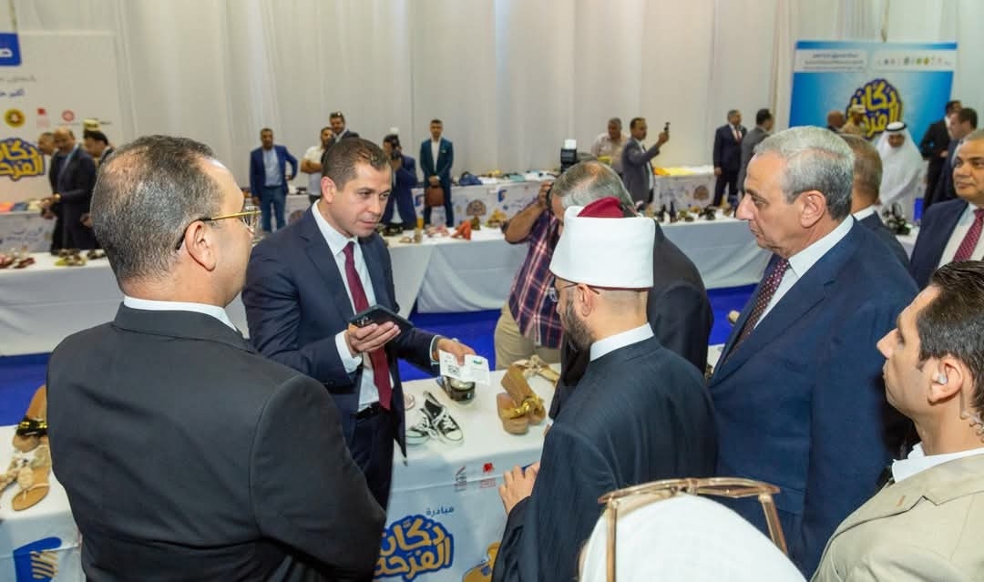 صندوق تحيا مصر يسلم كل تجهيزات الزواج لـ 600 شاب وفتاة من الأسر الأولى بالرعاية