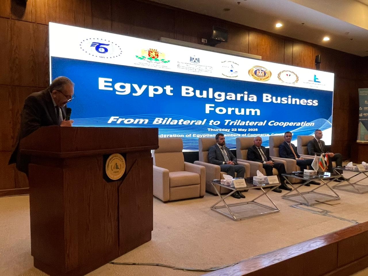 رئيس اتحاد الغرف: مصر تستورد 350 منتج بقيمة 24 مليار دولار